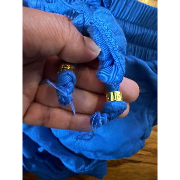 Guess Blue Drawstring Shorts with Zipper Pockets – Sporty & Stylish Comfort - Picture 8 of 9